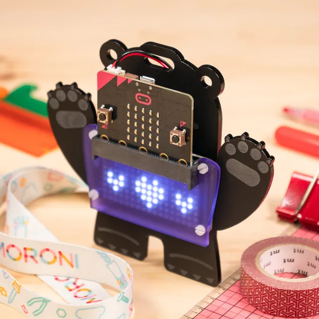 pimoroni-scroll-bit-micro-bit-kit-wearable-badge image 1