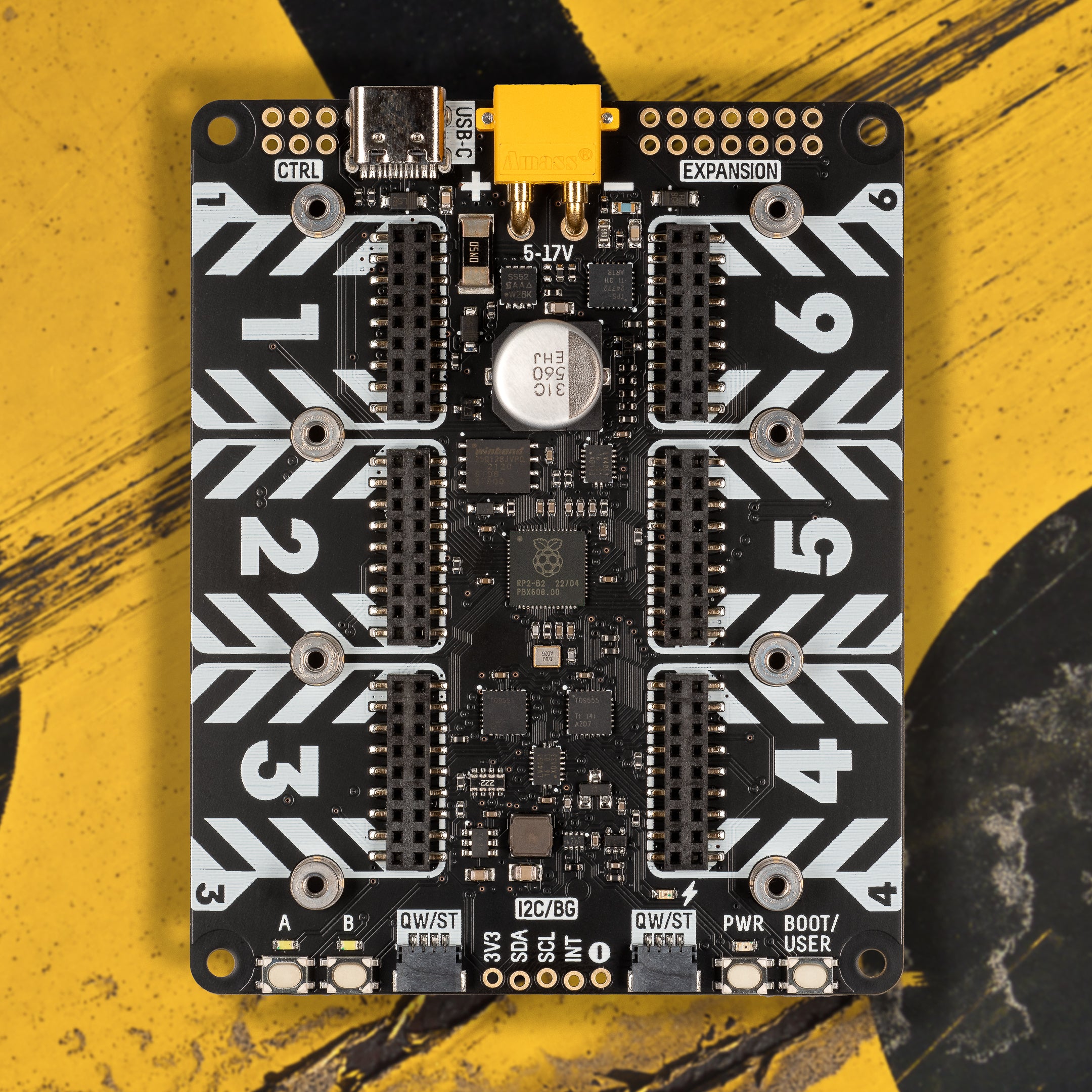 pimoroni-yukon-rp2040-robotik-controller-board-f-r-6-module image 1