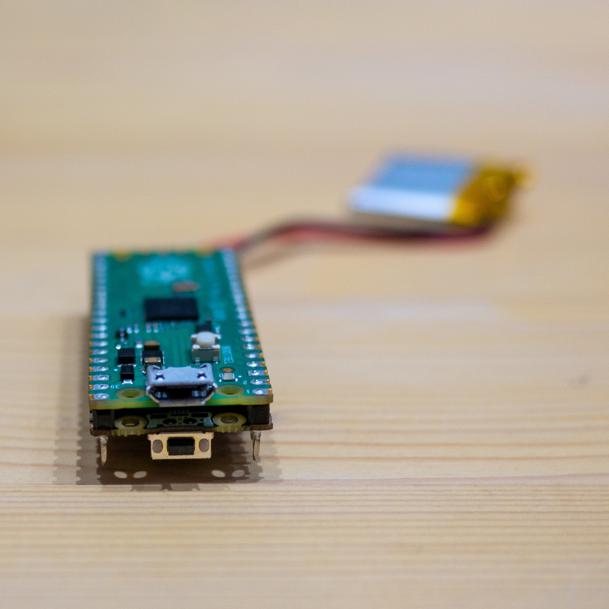 pimoroni-lipo-shim-f-r-raspberry-pi-pico-akku-platine image 7