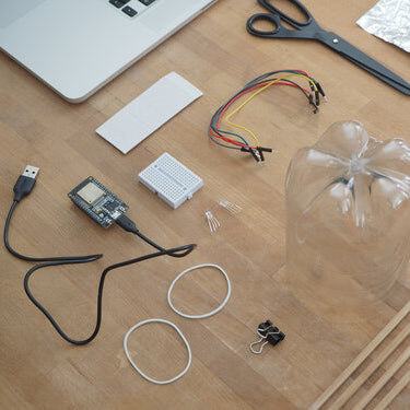 pimoroni-yo-yo-machines-kit-1-light-touch image 3