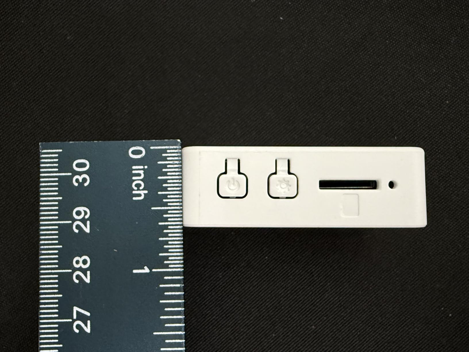Gut, aber Display klein für große Finger