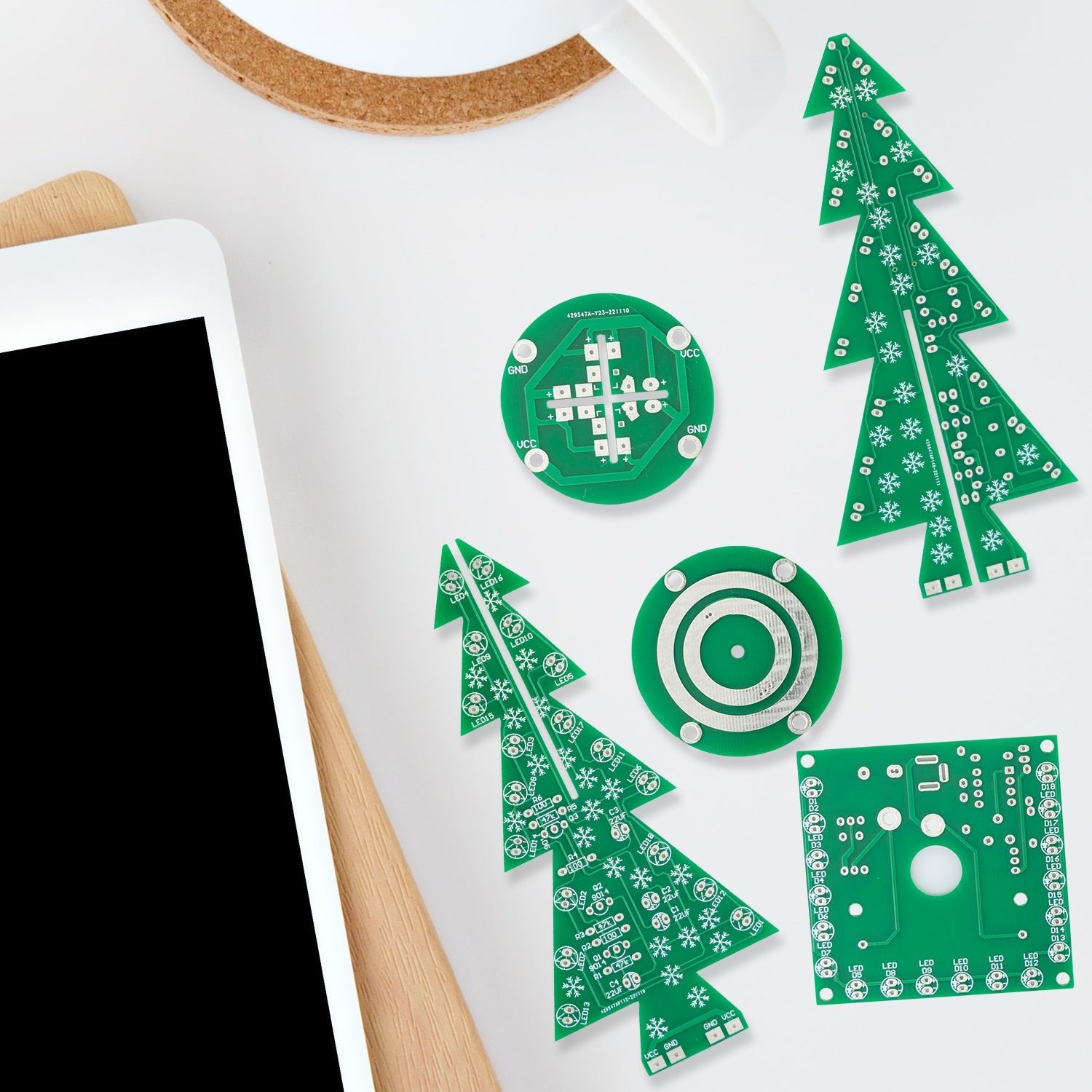 az-delivery-diy-led-weihnachtsbaum-kit-l-tbausatz-drehend-mit-leds-und-usb-ansch image 7