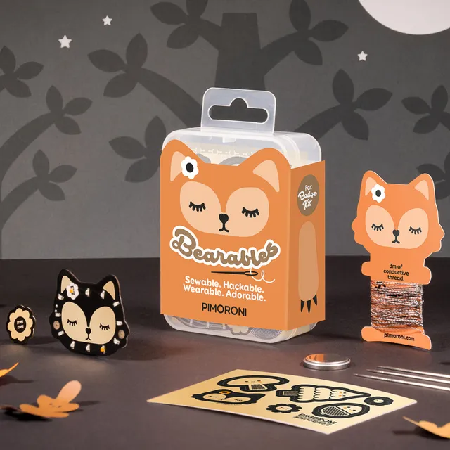 pimoroni-bearables-fox-kit-n-hbares-led-badge-mit-lichtsensor image 1