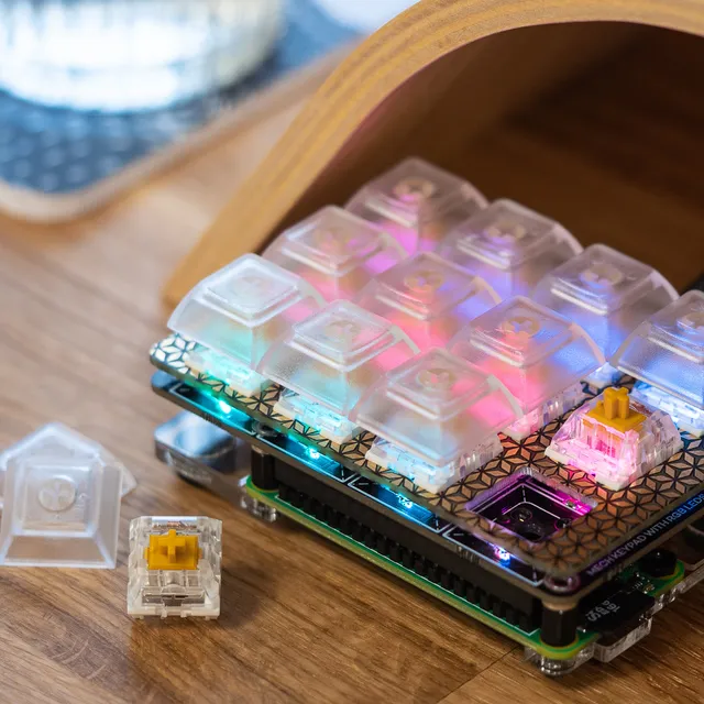 pimoroni-keybow-kit-12-tasten-mit-raspberry-pi-zero-wh-l-tfreie-mini-makrotastat image 1