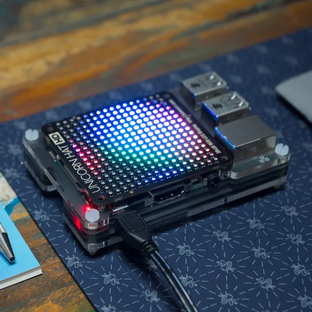 pimoroni-unicorn-hat-hd-led-matrix-hat-16x16-f-r-raspberry-pi image 1