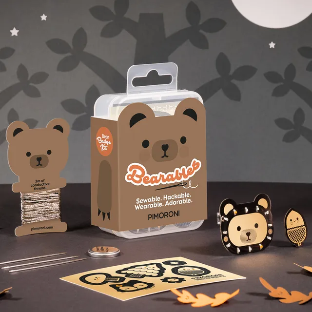 pimoroni-bearables-bear-kit-n-hbares-led-badge-mit-bewegungssensor image 1