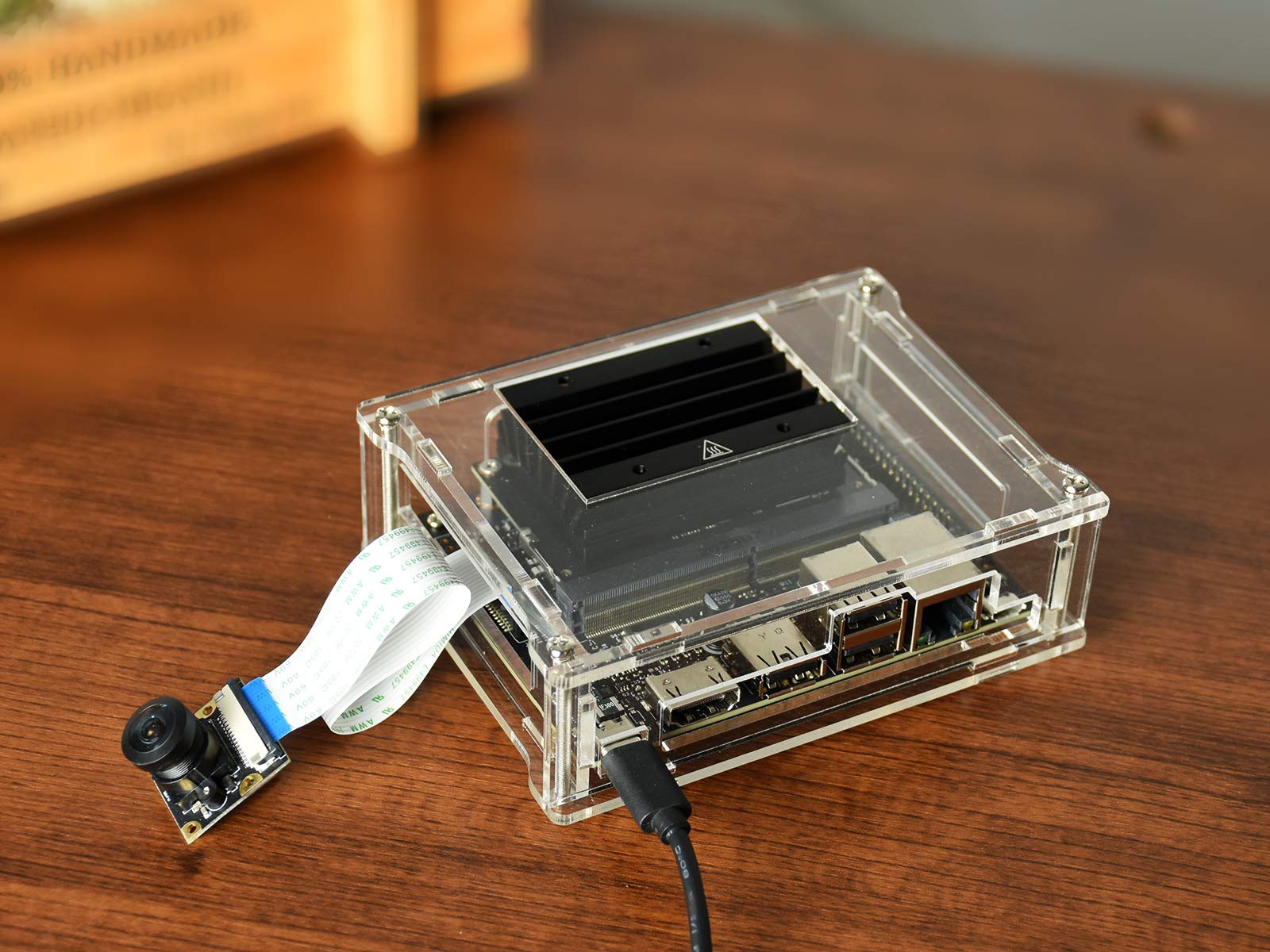 waveshare-acryl-geh-use-f-r-jetson-nano-2gb-developer-kit-transparent image 4