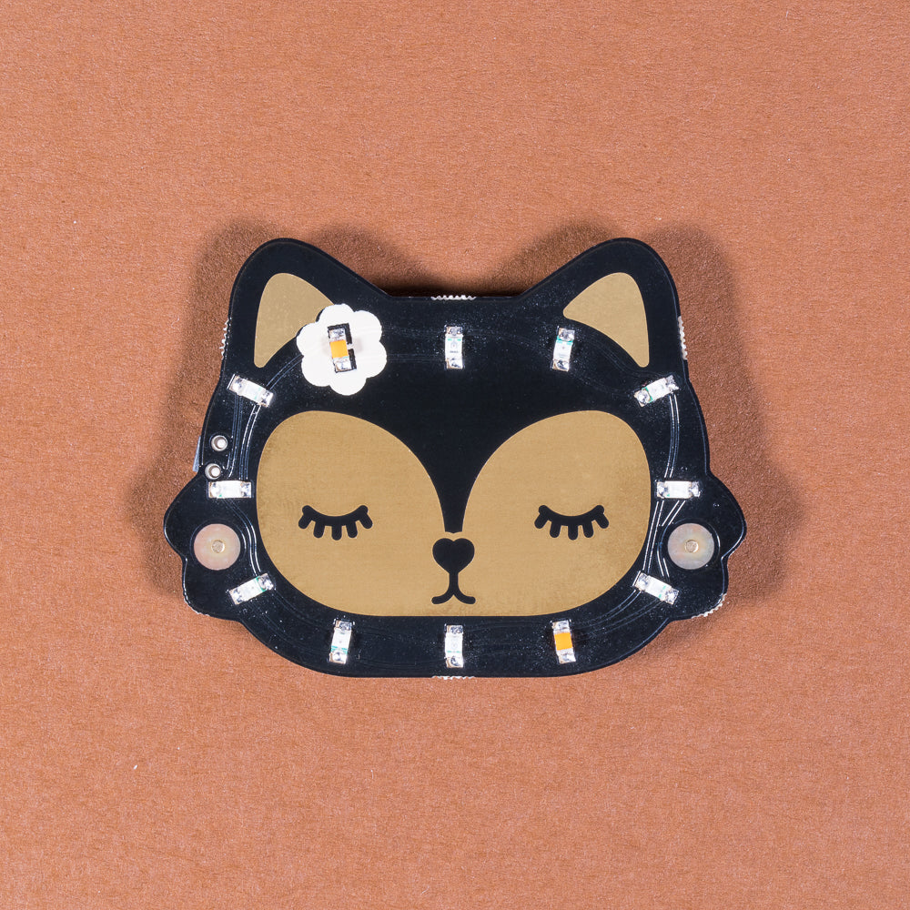 pimoroni-bearables-fox-led-badge-led-anstecker image 2