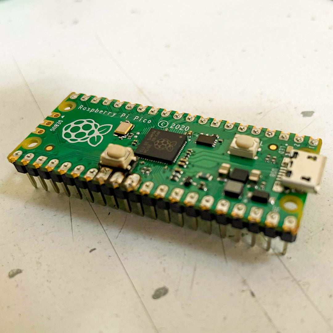 pimoroni-captain-resetti-pico-reset-button image 3