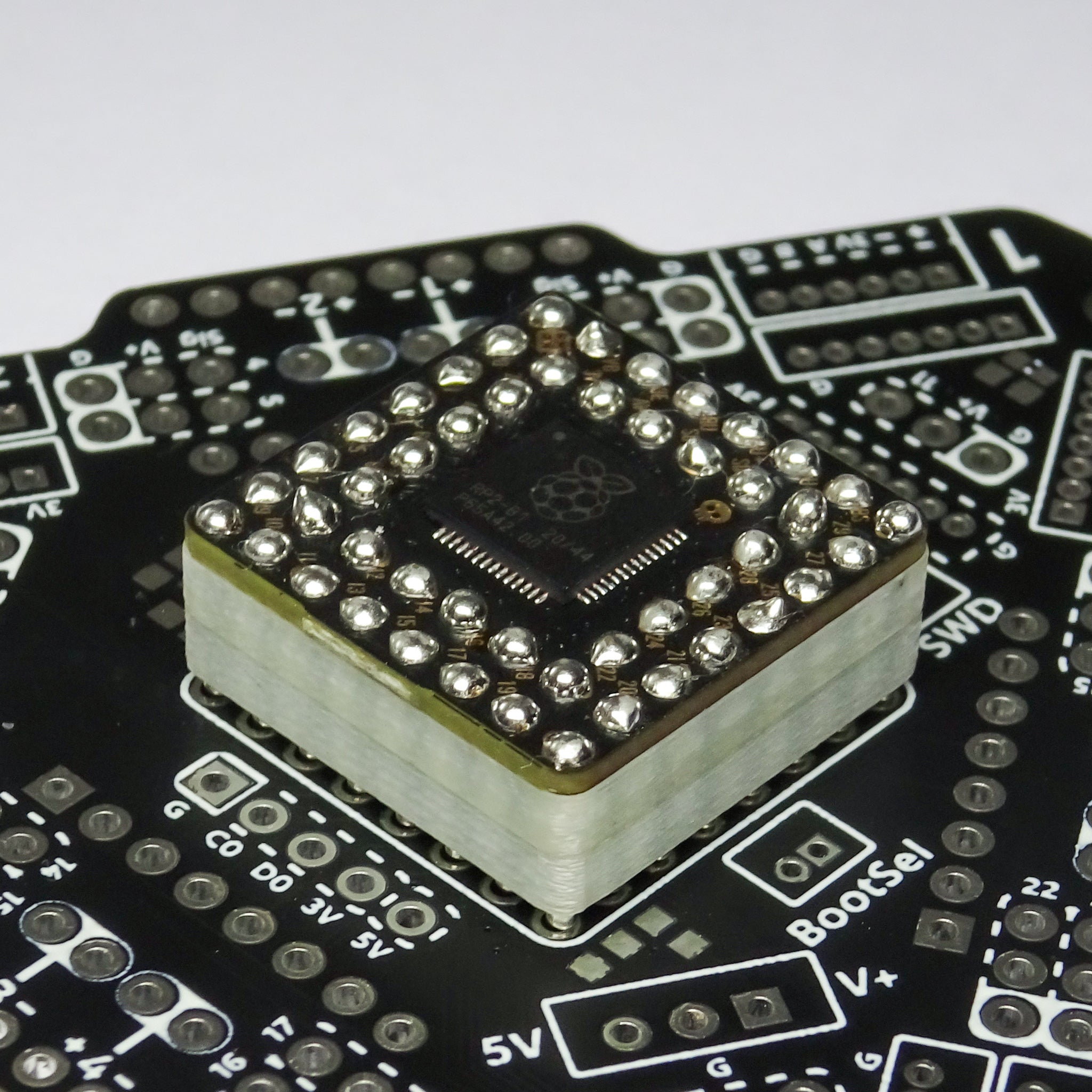 pimoroni-pga2040-rp2040-breakout-board-pin-grid-array-8mb image 5