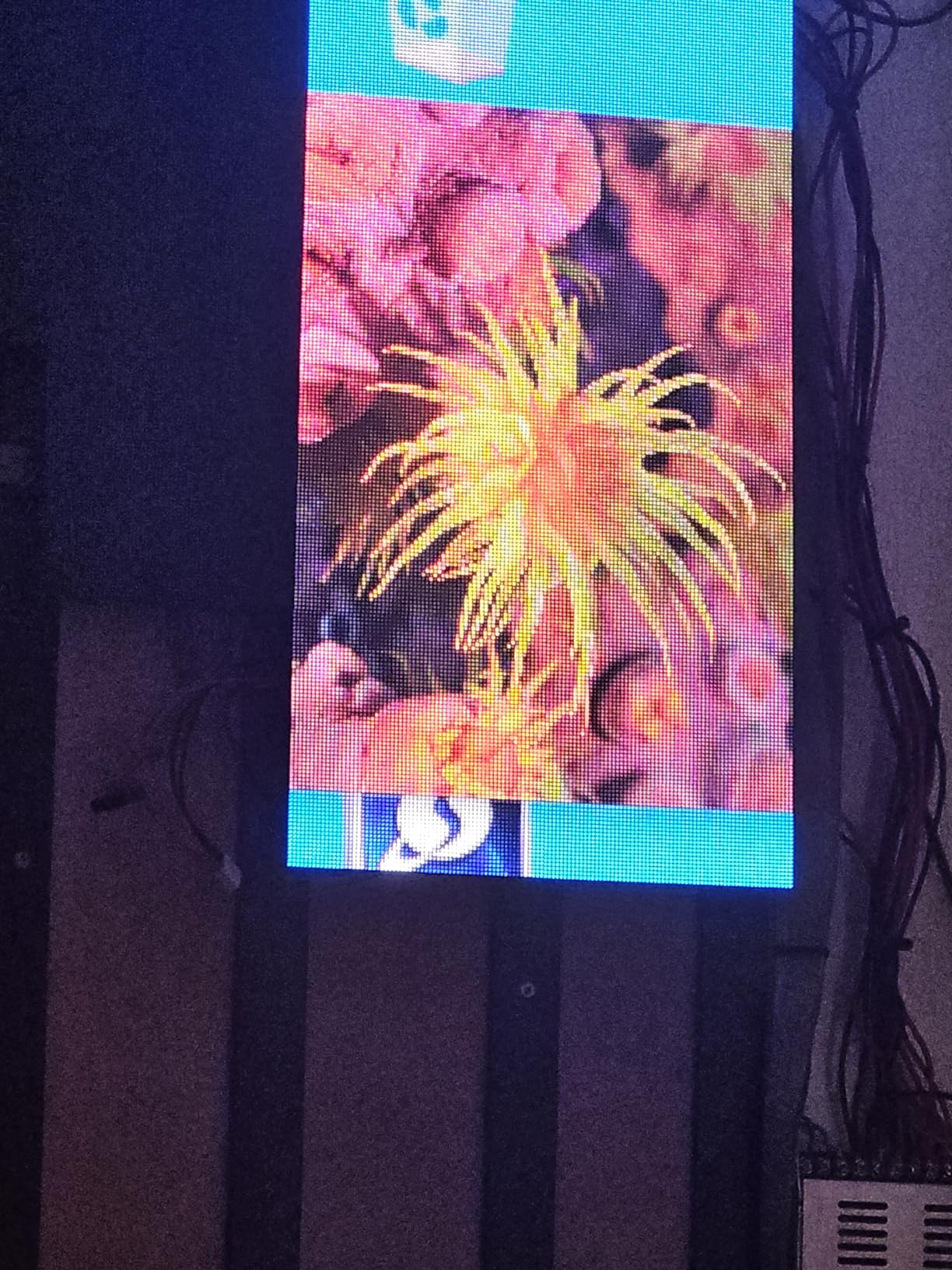 Top Panel, braucht starkes Netzteil